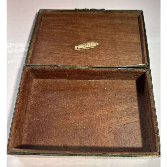 Vintage Brass Asian Jewelry Box With Art Image Old Trinket Box Antique Brass Box - Picture 5 of 12